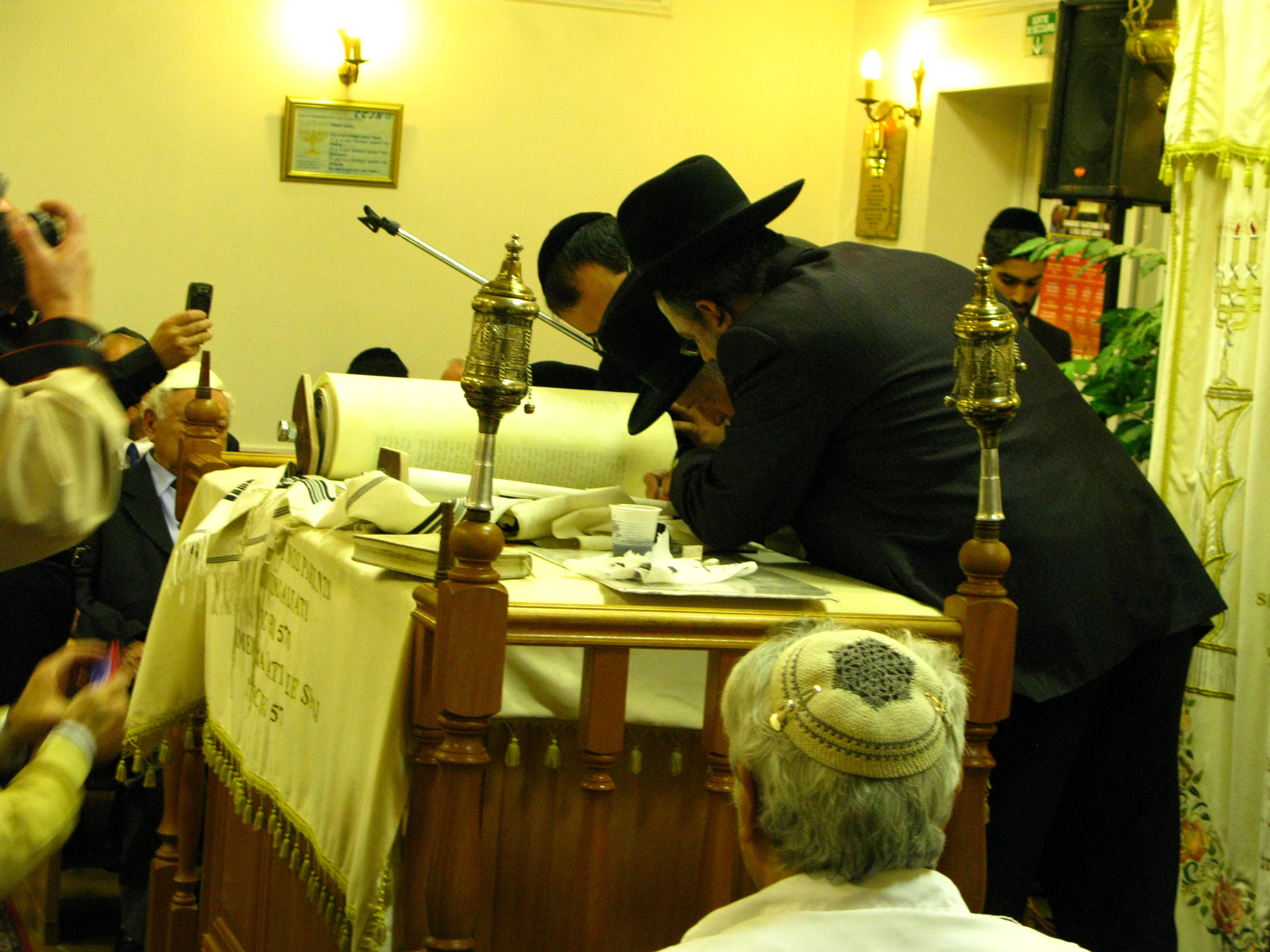 Ecriture Rav Lasry, Hakhnassat Sefer Torah avec Rav Yossef Sitruk, Beth haketiva