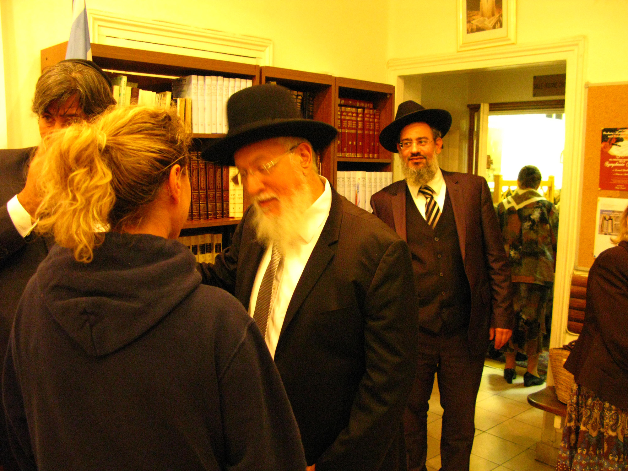 Rav Lasry, Hakhnassat Sefer Torah avec Rav Yossef Sitruk, Beth haketiva