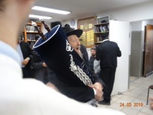 Hakhnassat Sefer Torah Dvar Avraham Rav Schwob Danse